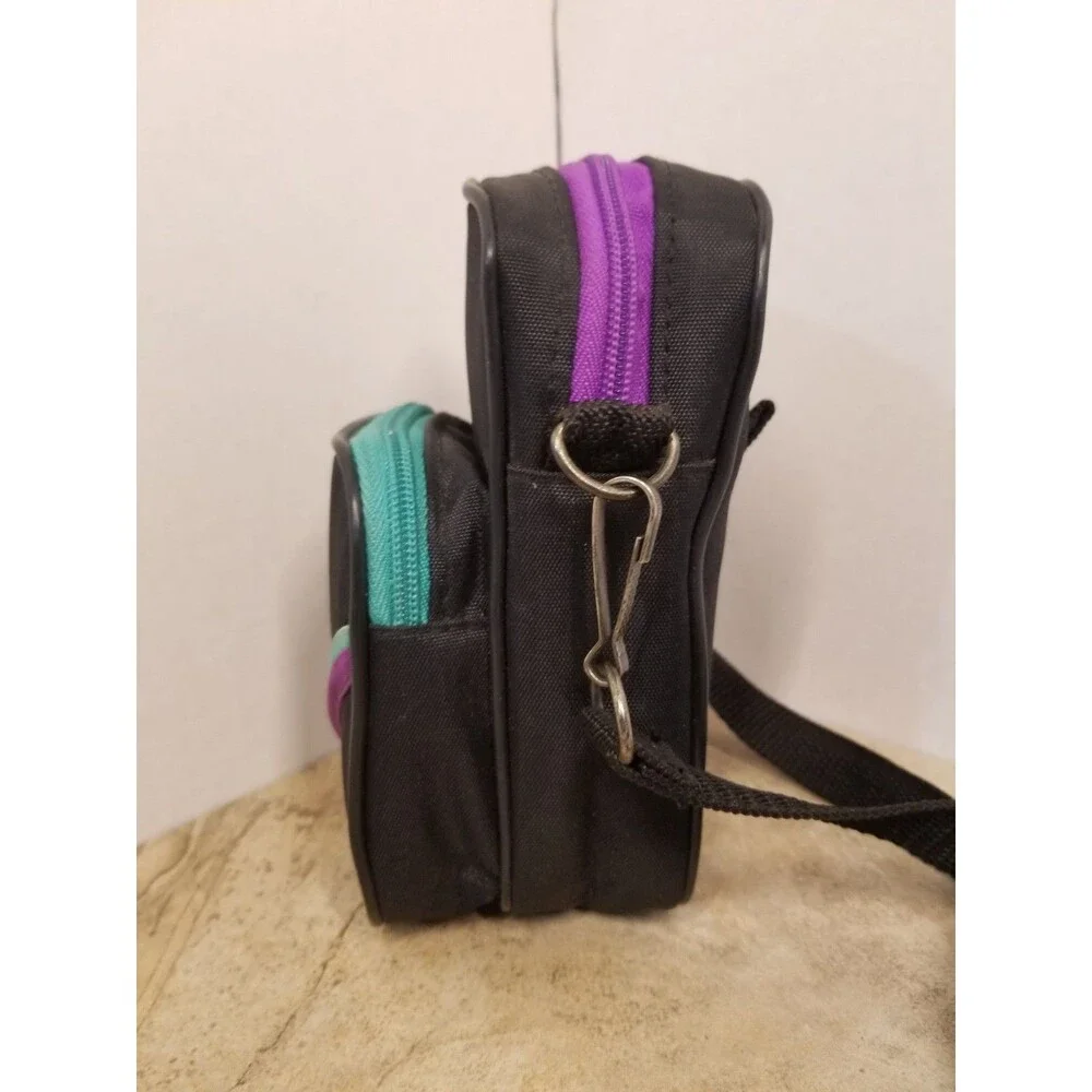 Retro Lebo Voyager Padded Camera Bag Zipper Accents Adjustable Shoulder Strap
